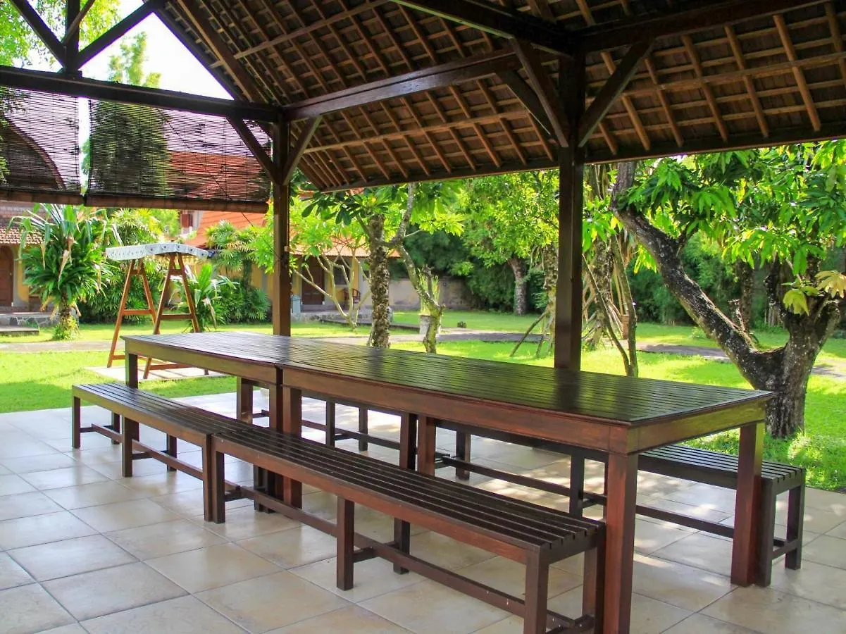 Casa de hóspedes Suji Bungalow Kuta Lombok