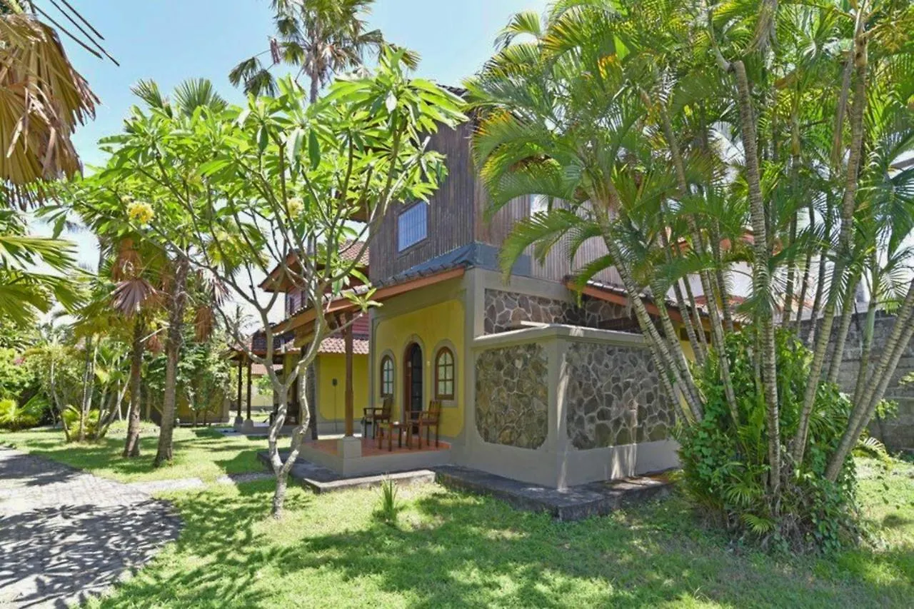 Suji Bungalow Kuta  Guest house