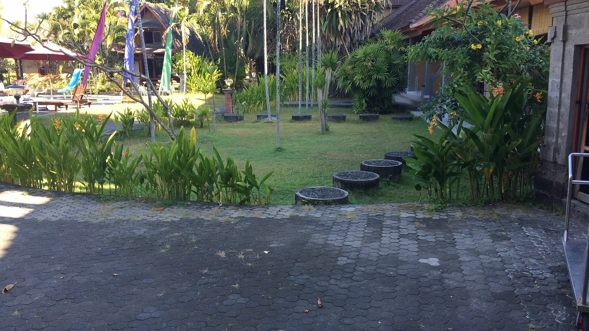 Guest house Suji Bungalow Kuta