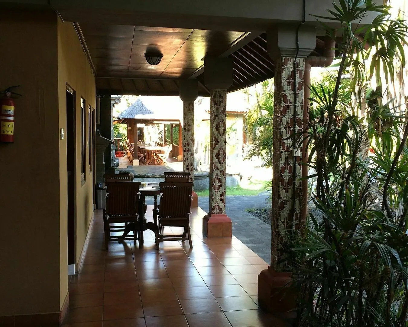Suji Bungalow Kuta Lombok 2*,