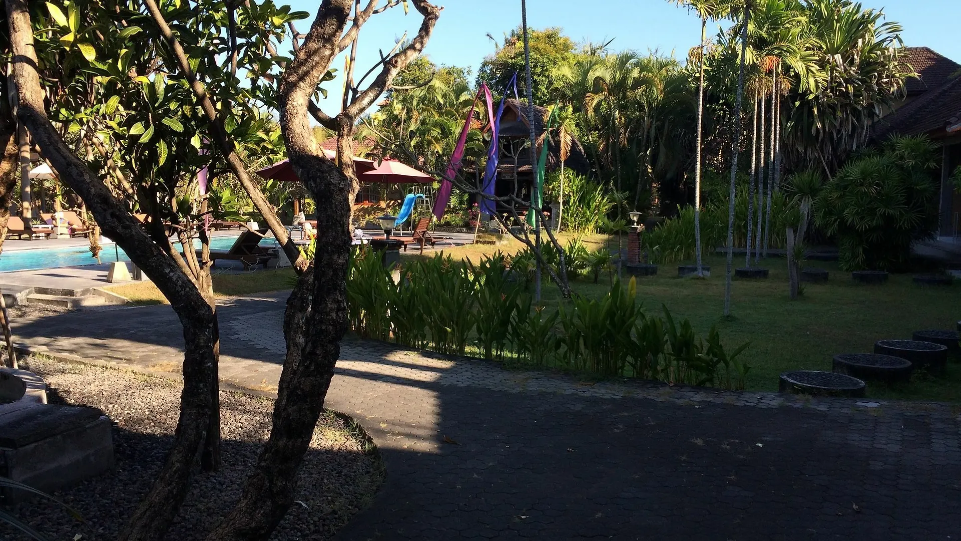 Suji Bungalow Kuta Lombok 2*,